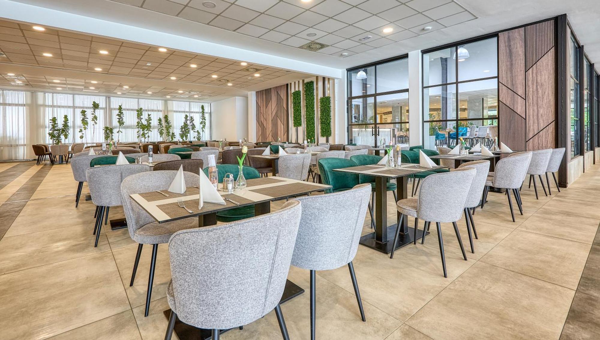 Hotel Szieszta Sopron Ngoại thất bức ảnh