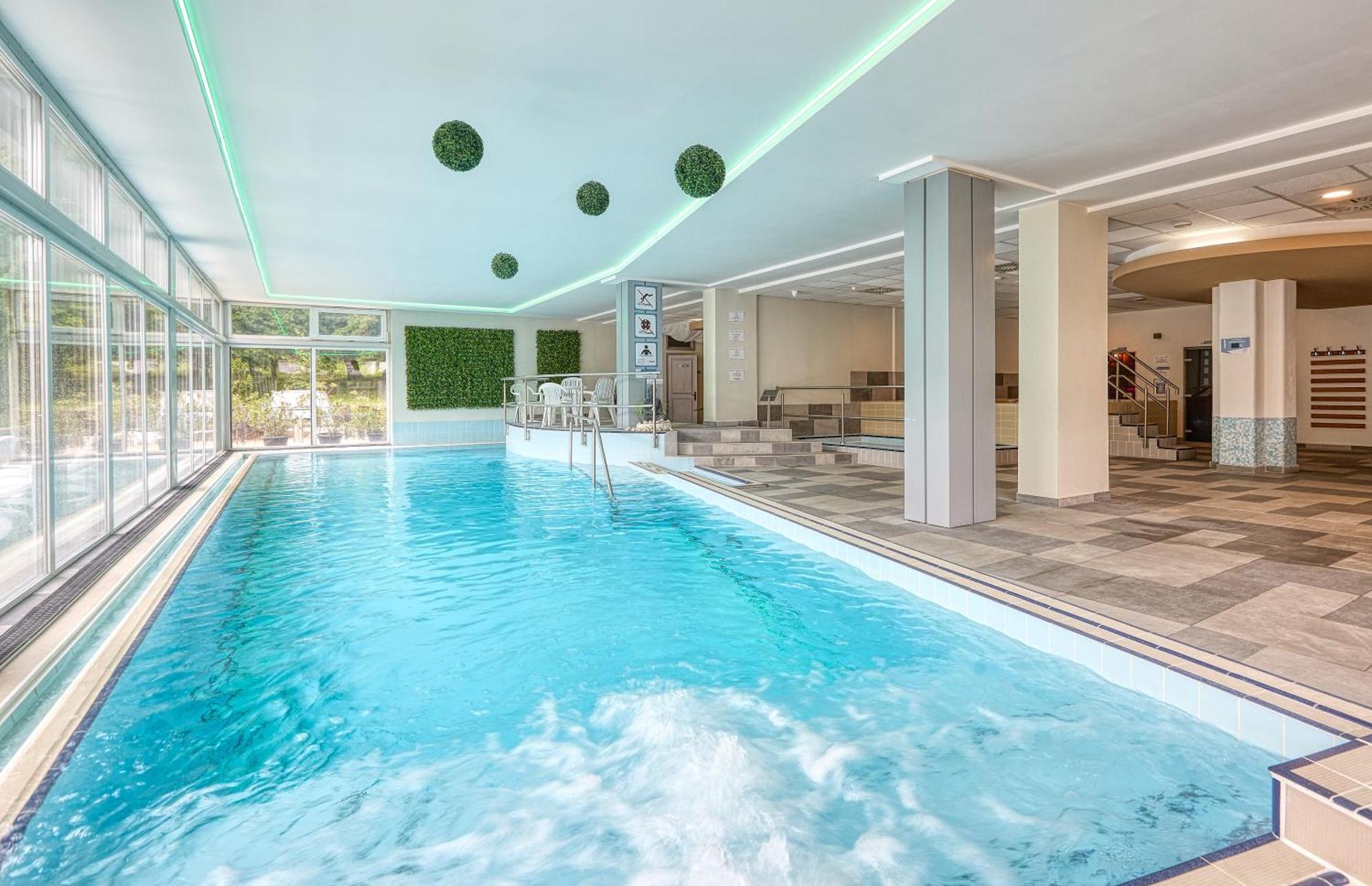 Hotel Szieszta Sopron Ngoại thất bức ảnh