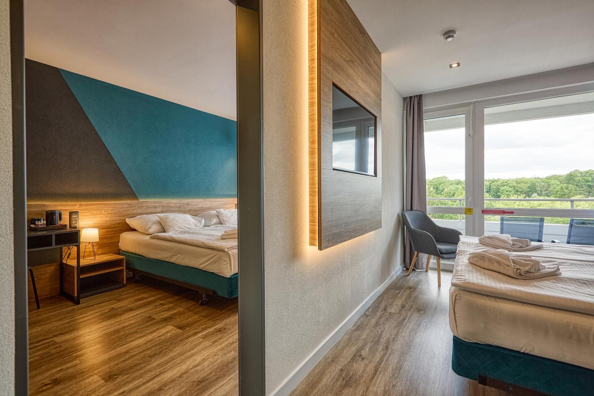 Hotel Szieszta Sopron Ngoại thất bức ảnh